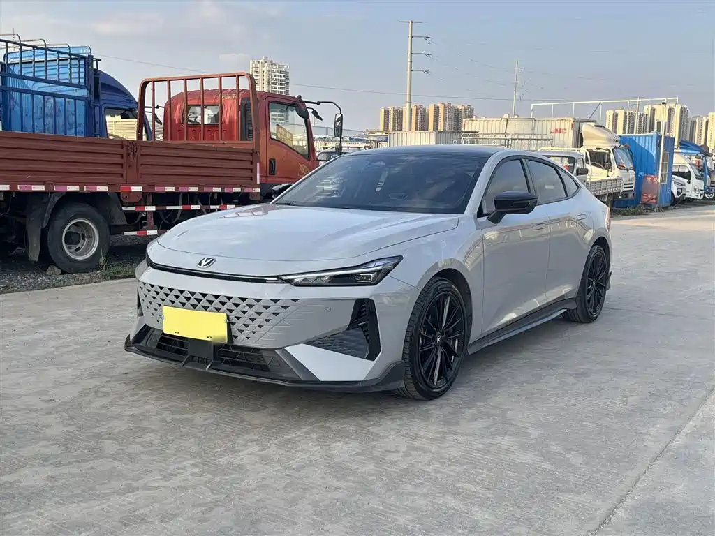 CHANGAN UNI-V 2024