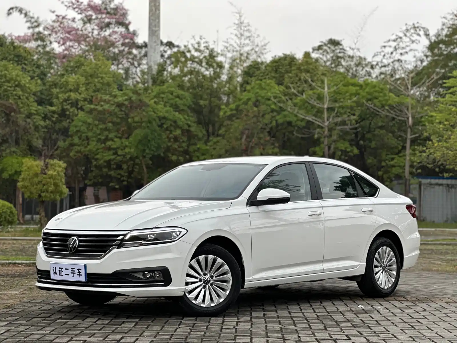 VOLKSWAGEN LAVIDA 2021