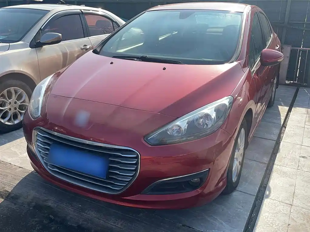 PEUGEOT 308 2013
