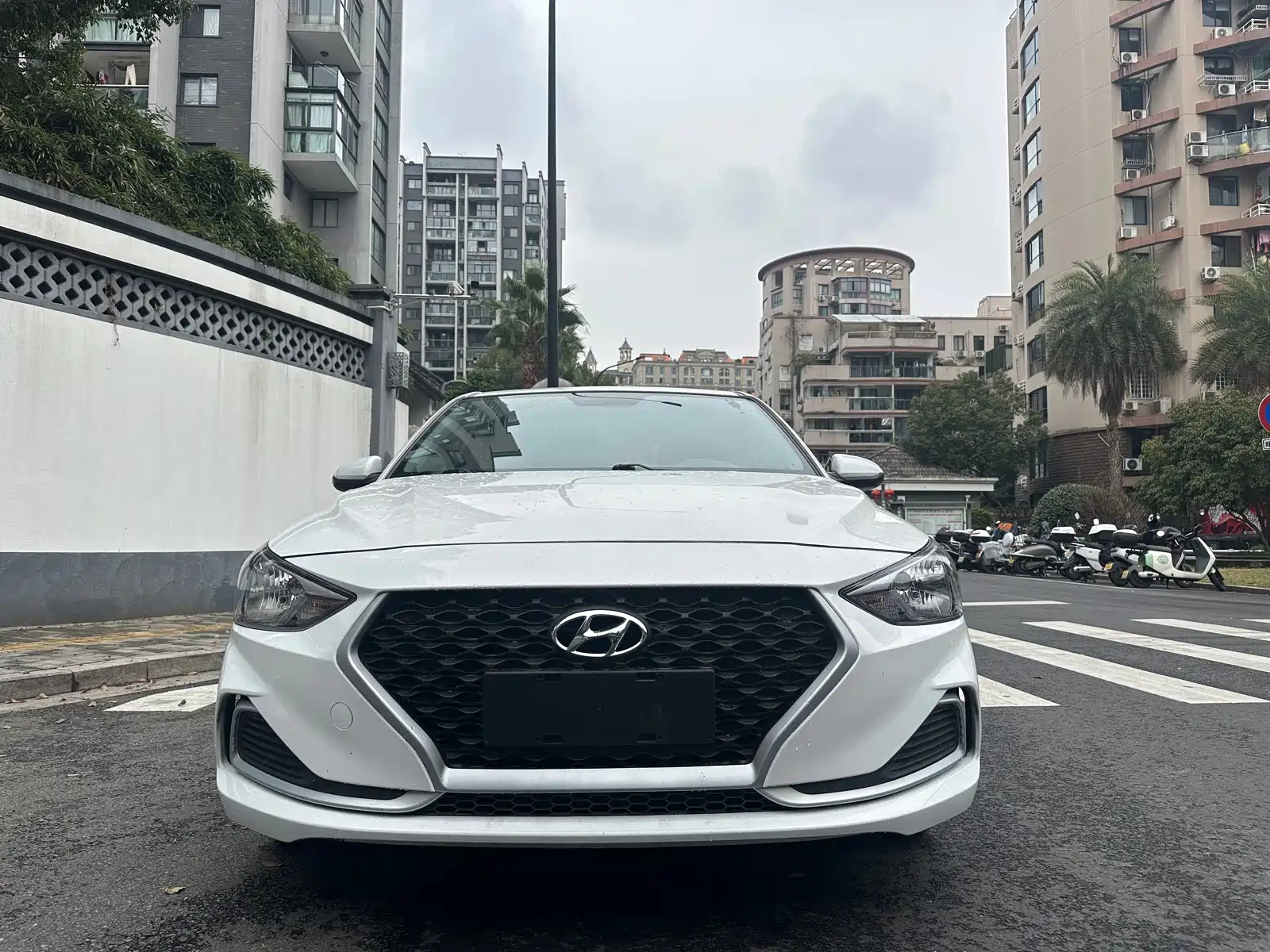 HYUNDAI CELESTA 2020