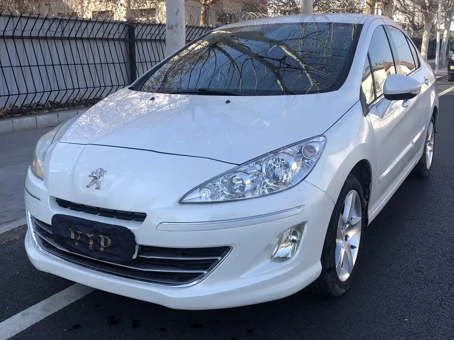 PEUGEOT 408 2013
