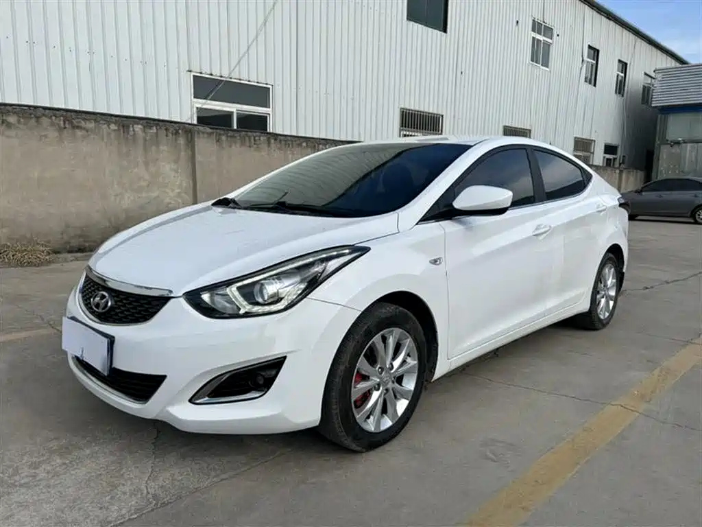 HYUNDAI ELANTRA 2016