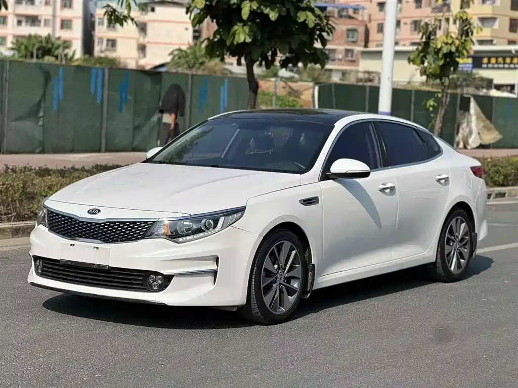 KIA K5 2016