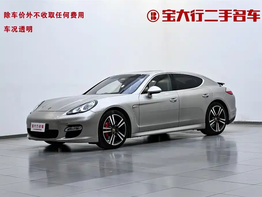 PORSCHE PANAMERA 2010