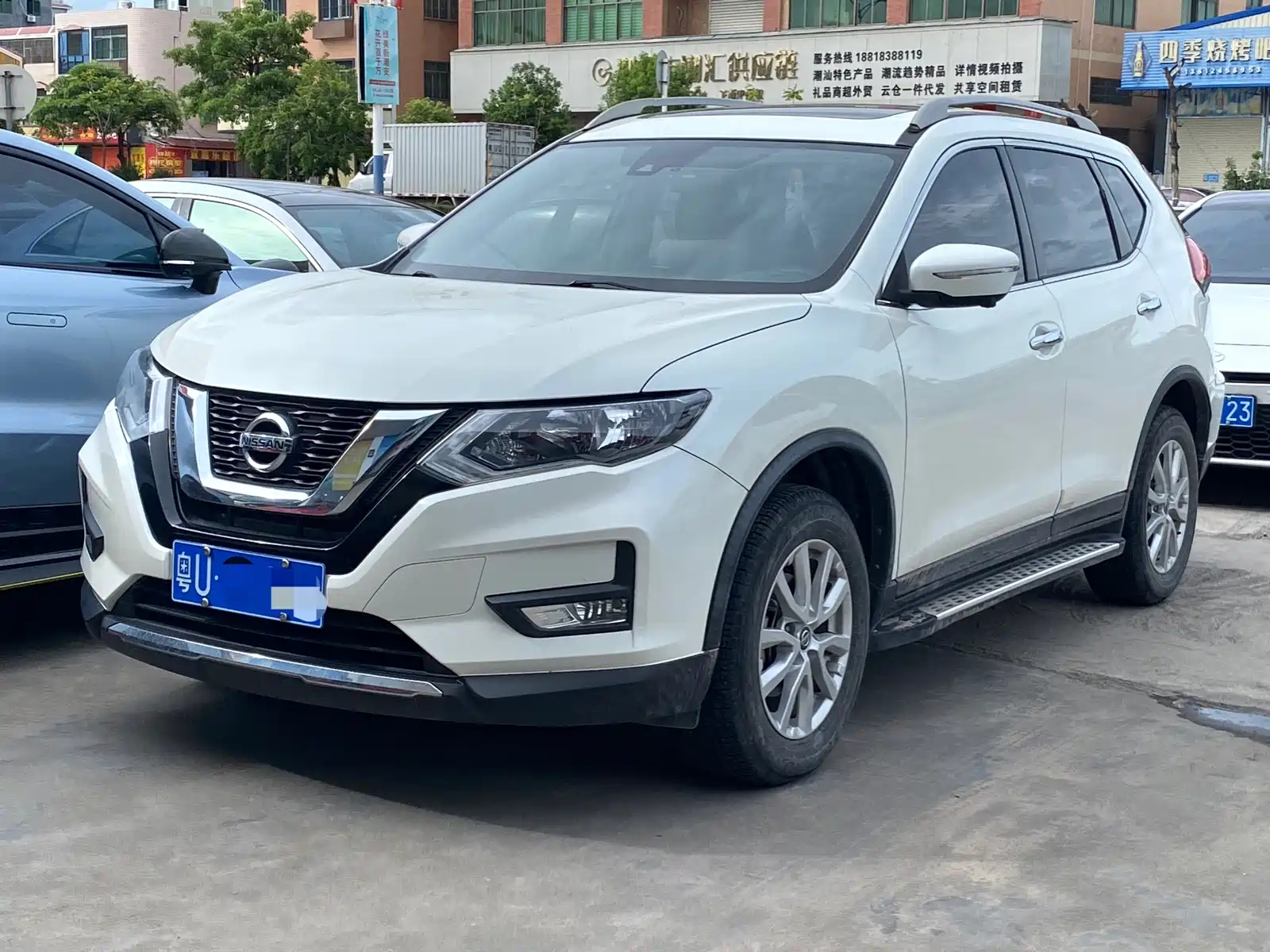 NISSAN X-TRAIL 2019