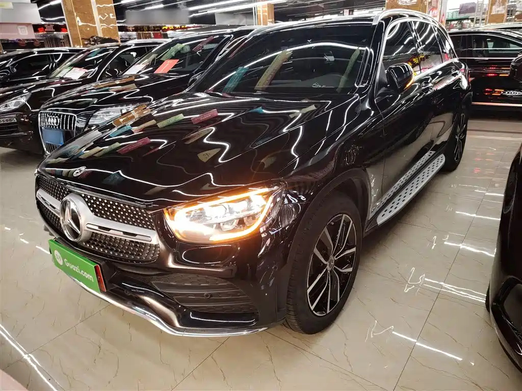 MERCEDES BENZ GLC