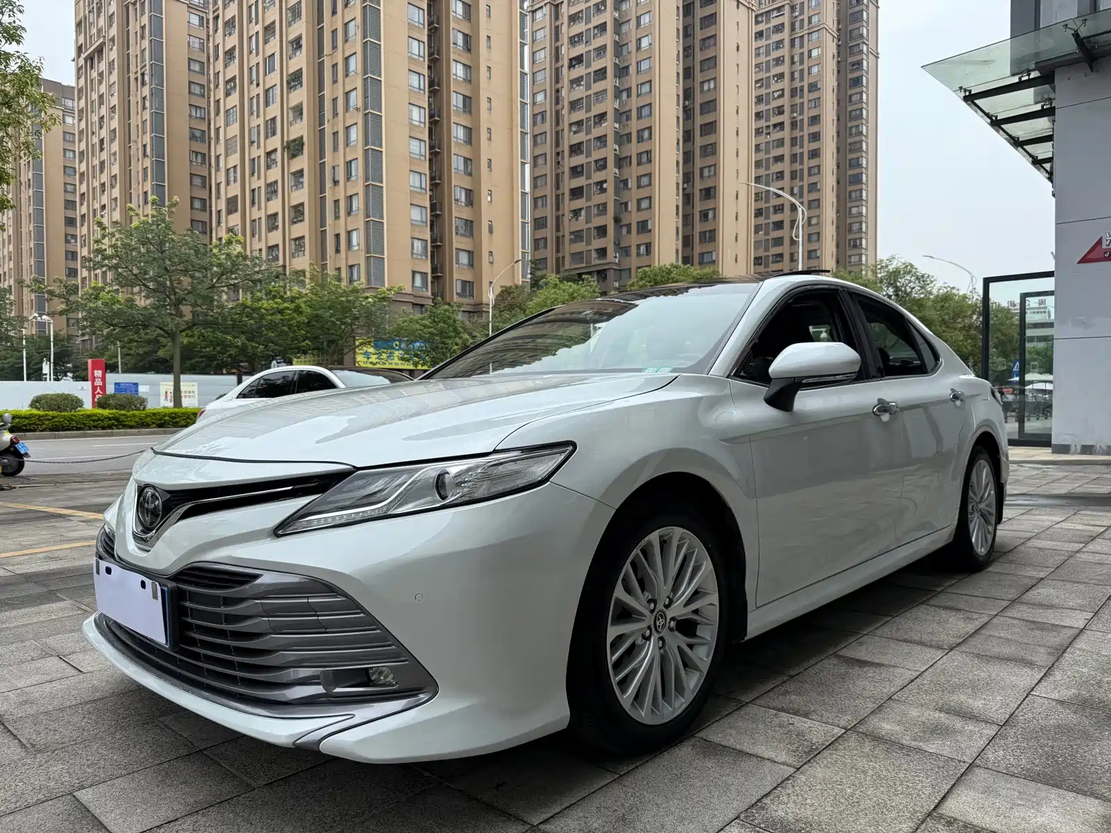 TOYOTA CAMRY 2019