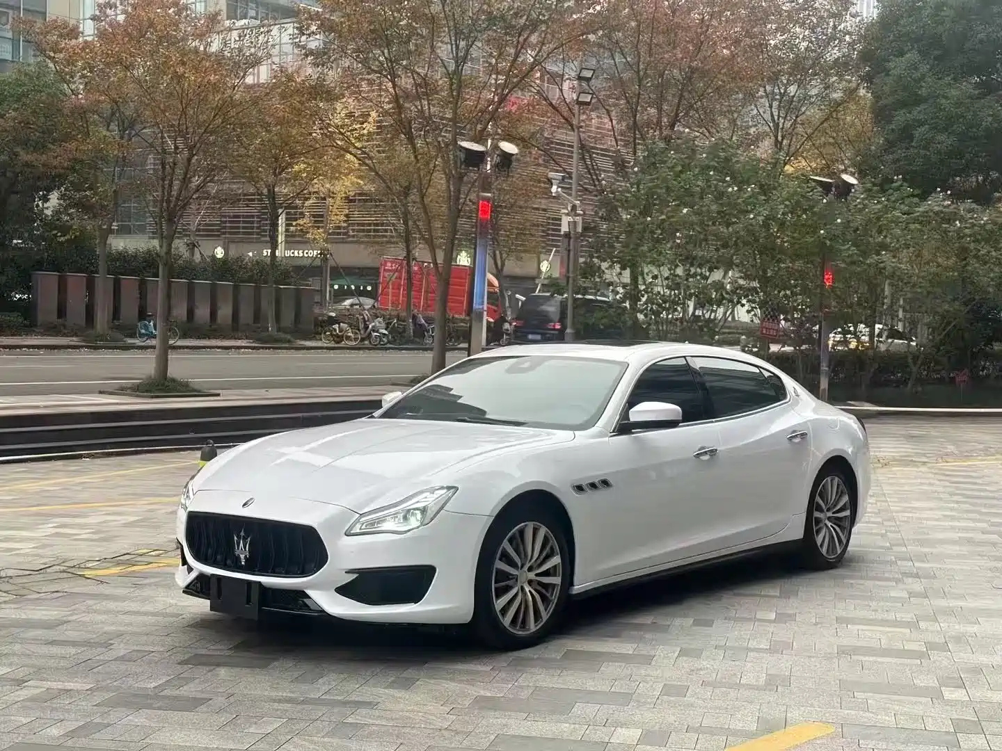 MASERATI PRESIDENT 2017