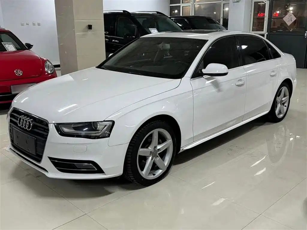AUDI A4L 2013
