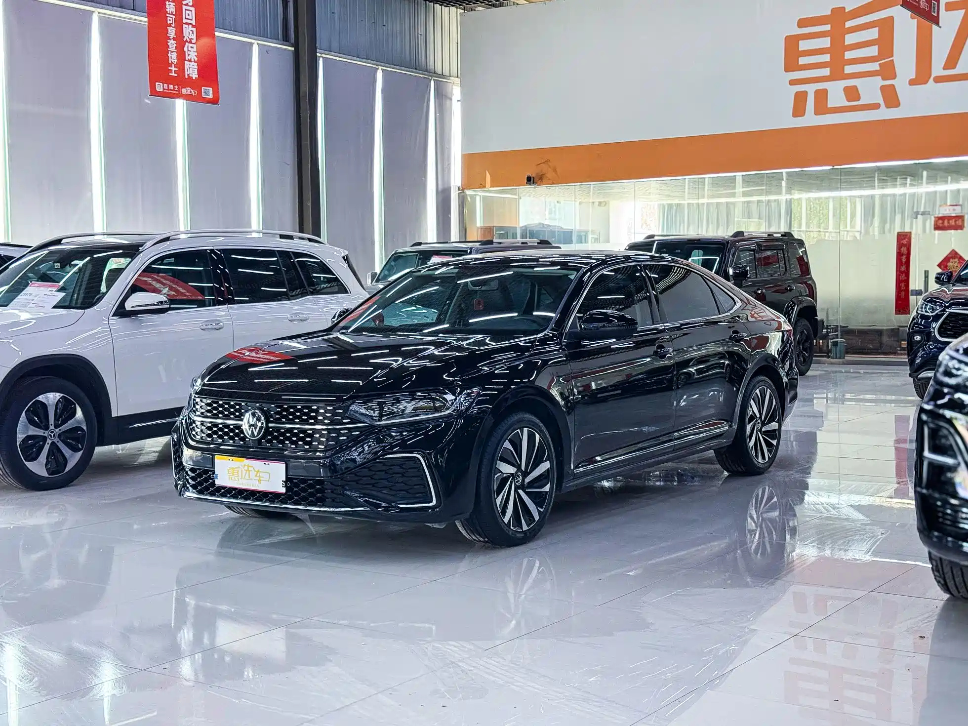 VOLKSWAGEN PASSAT 2023