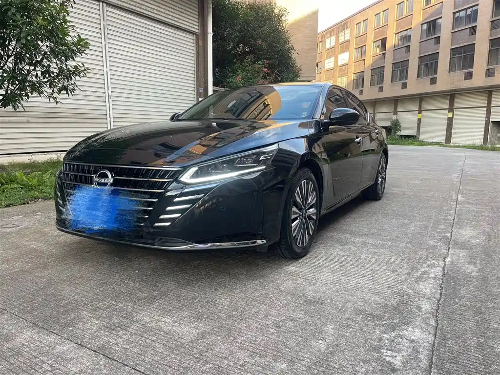 NISSAN TEANA 2022
