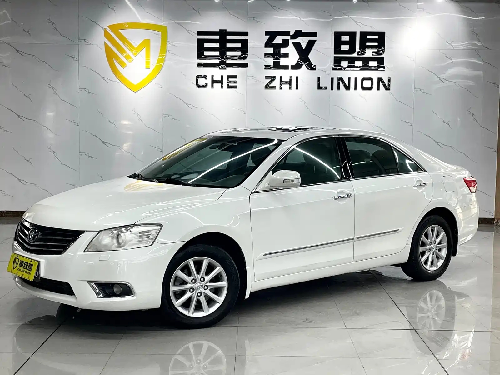 TOYOTA CAMRY 2010