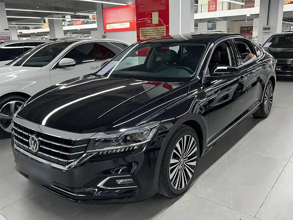 VOLKSWAGEN PASSAT 2019