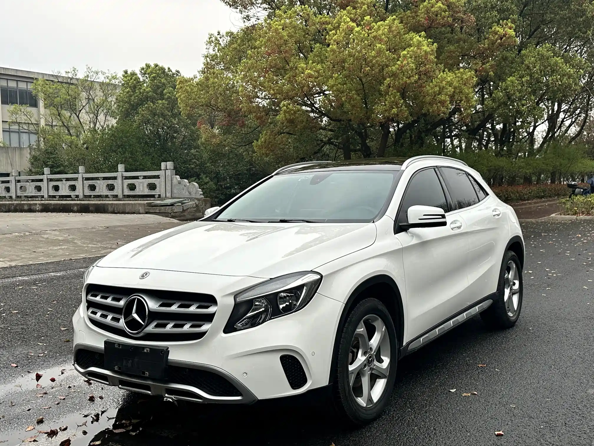 MERCEDES BENZ GLA 2019