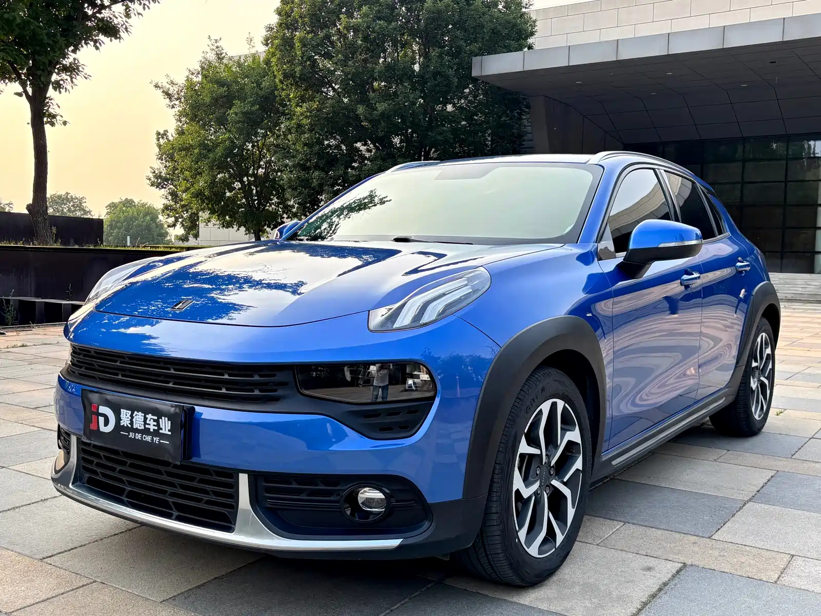 LYNK 02 2019