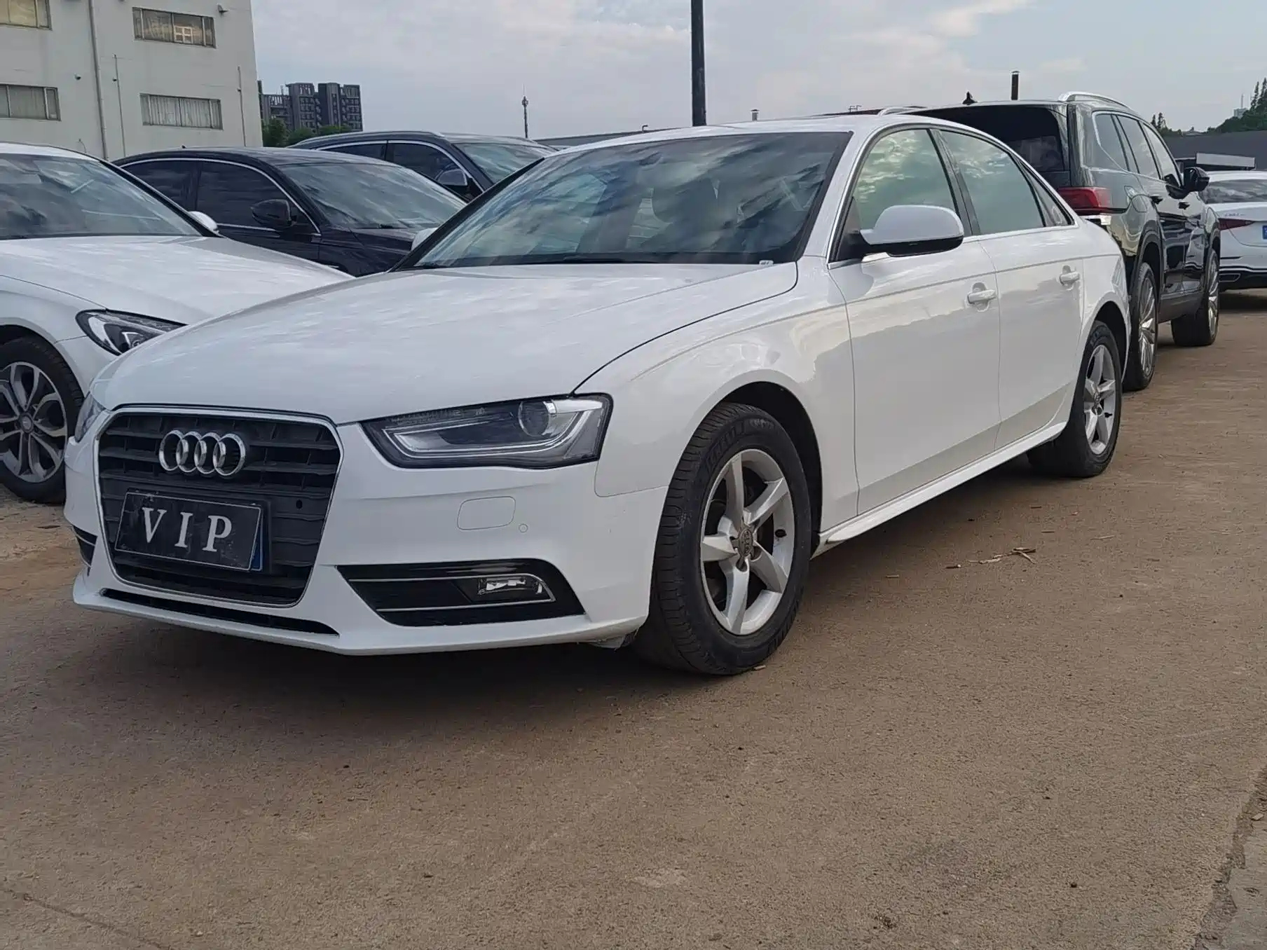 AUDI A4L 2013