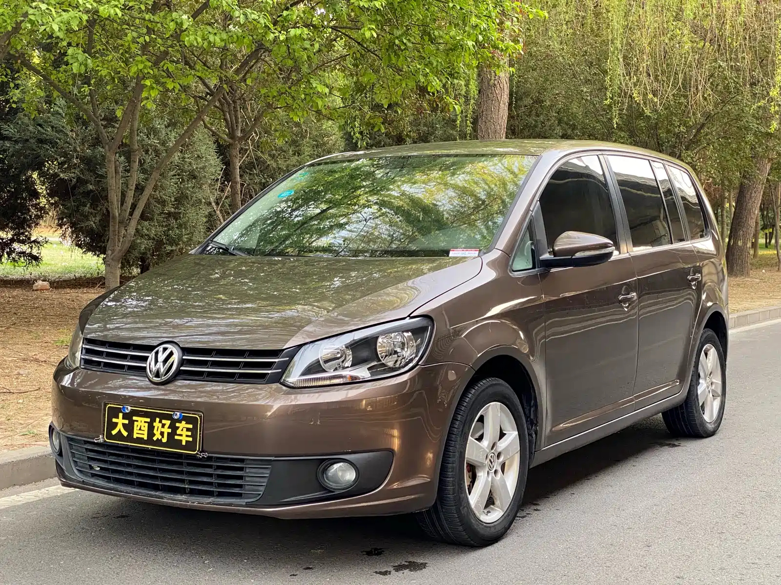 VOLKSWAGEN TOURAN 2013