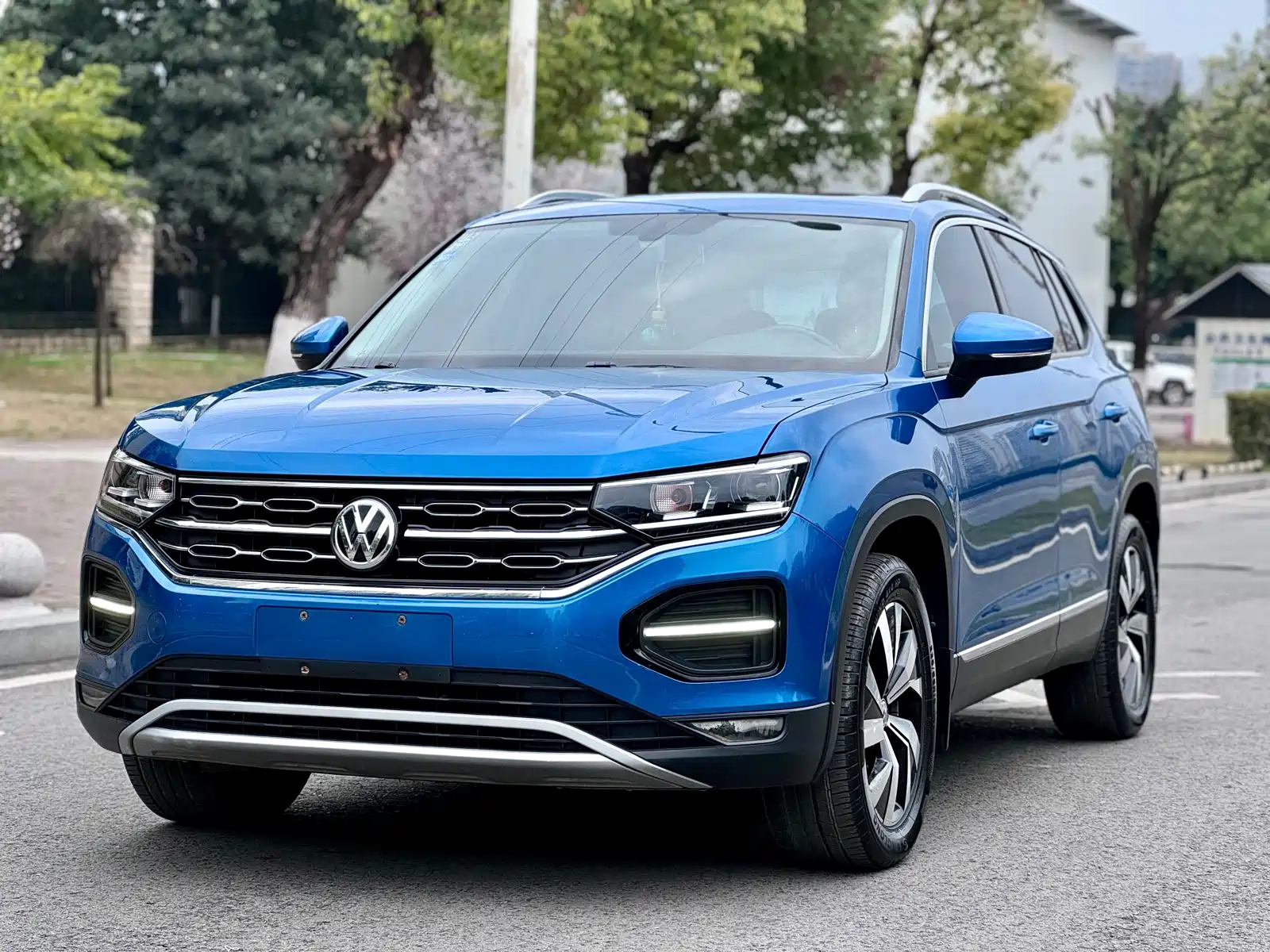 VOLKSWAGEN TAYRON 2019