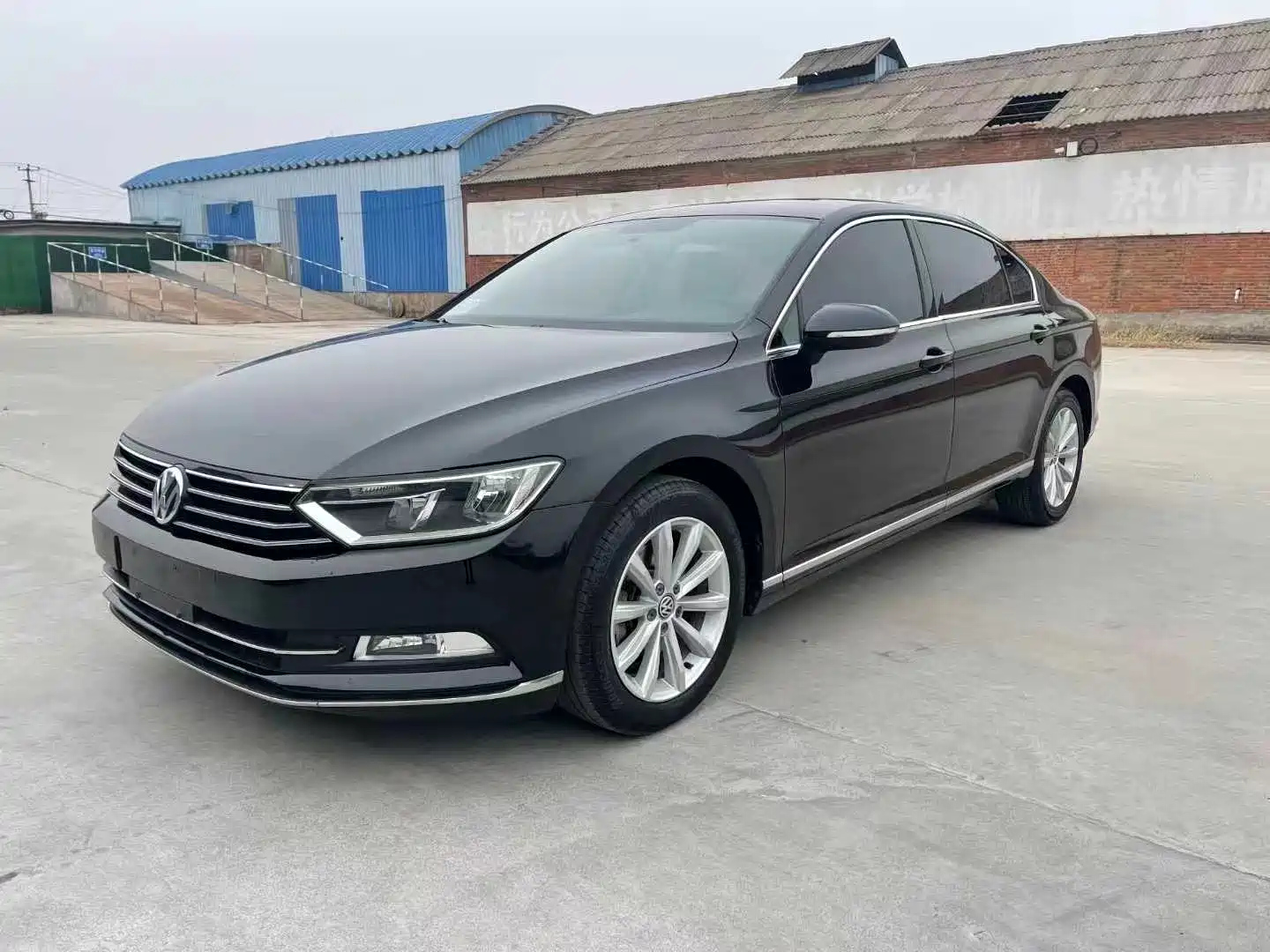 VOLKSWAGEN MAGOTAN 2017
