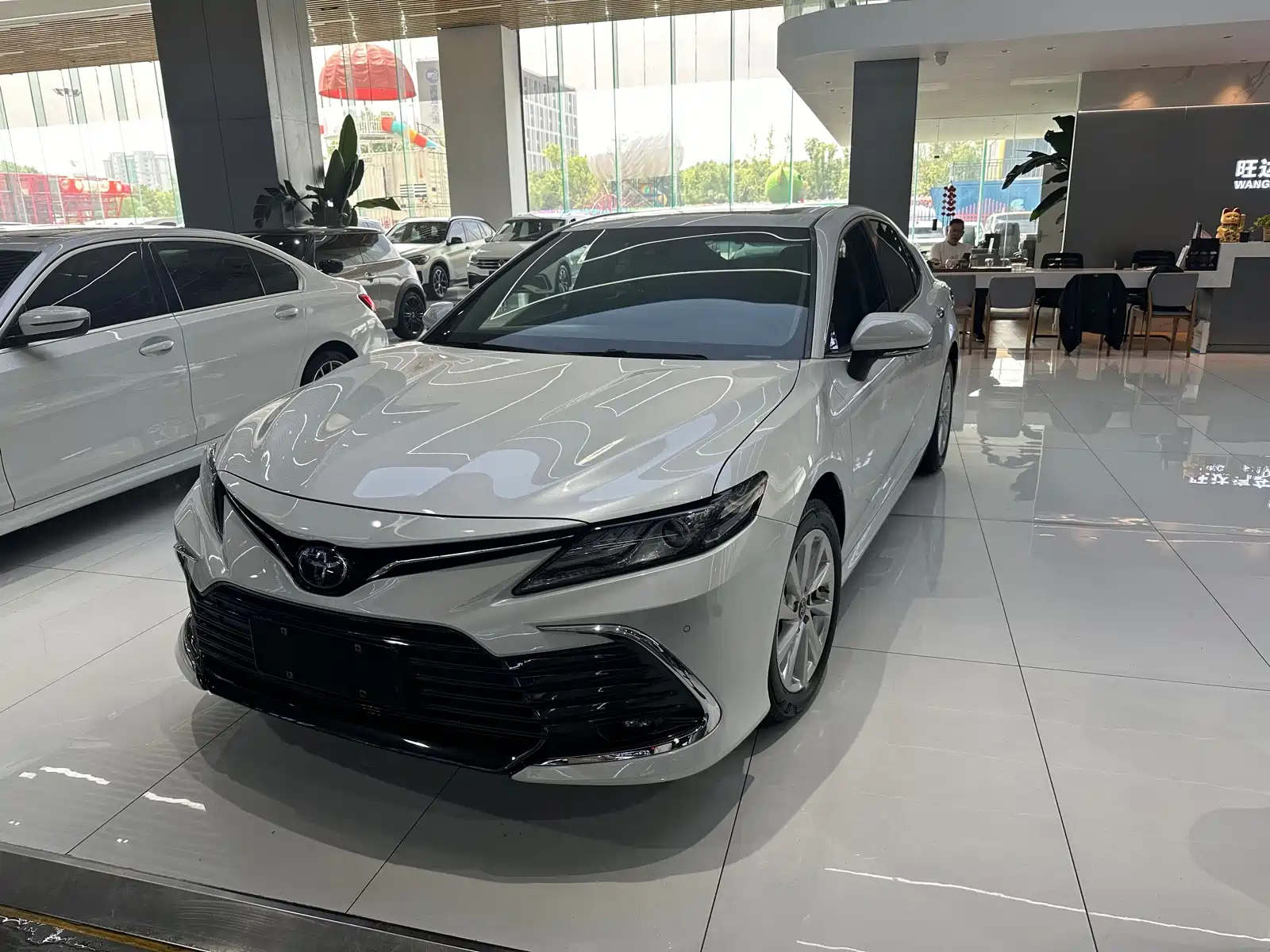 TOYOTA CAMRY 2021