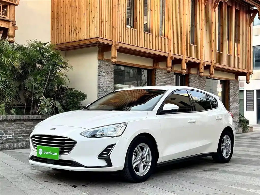 FORD FOCUS 2019