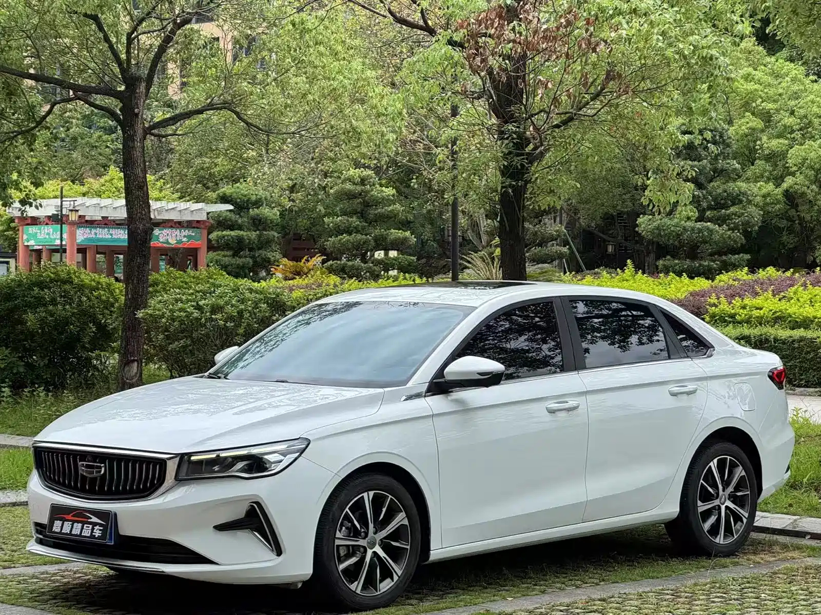 GEELY AUTO EMGRAND 2022