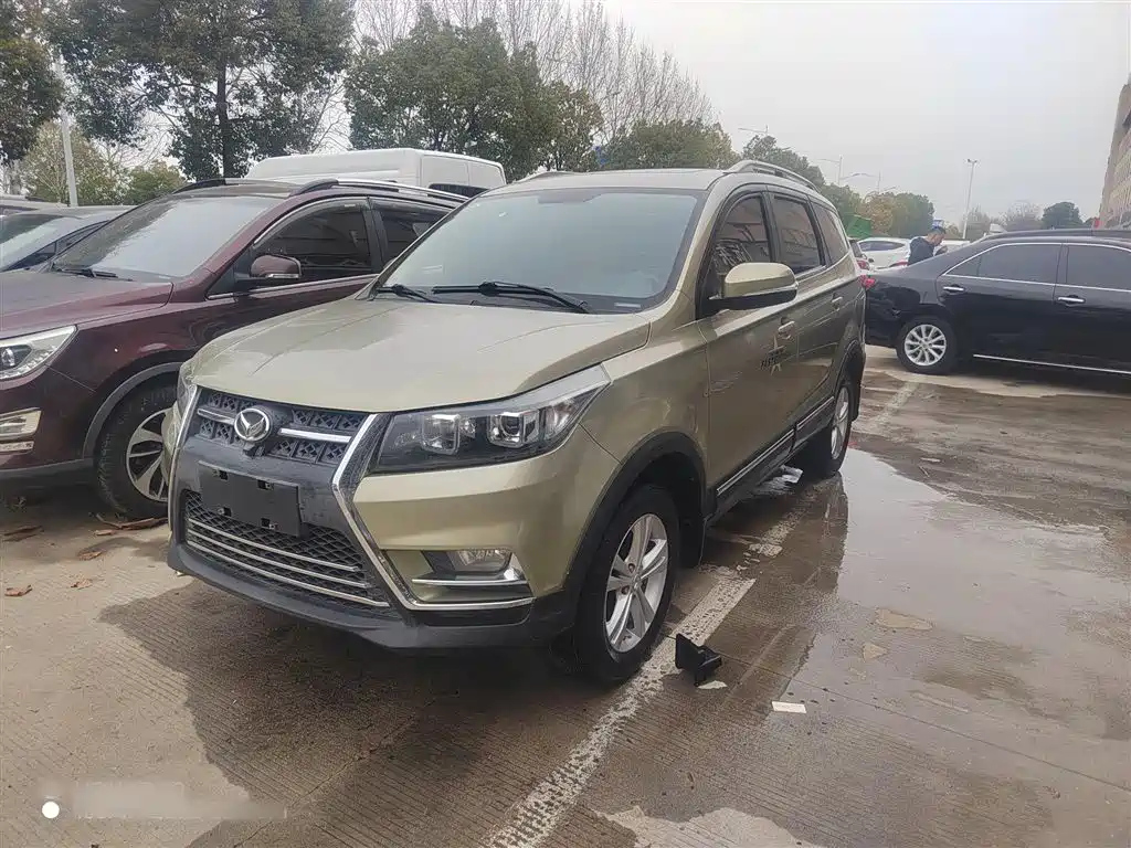 BAIC S3 2016