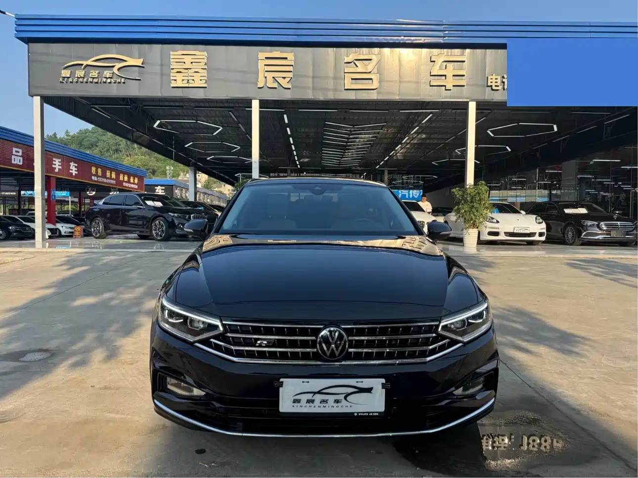 VOLKSWAGEN MAGOTAN 2023