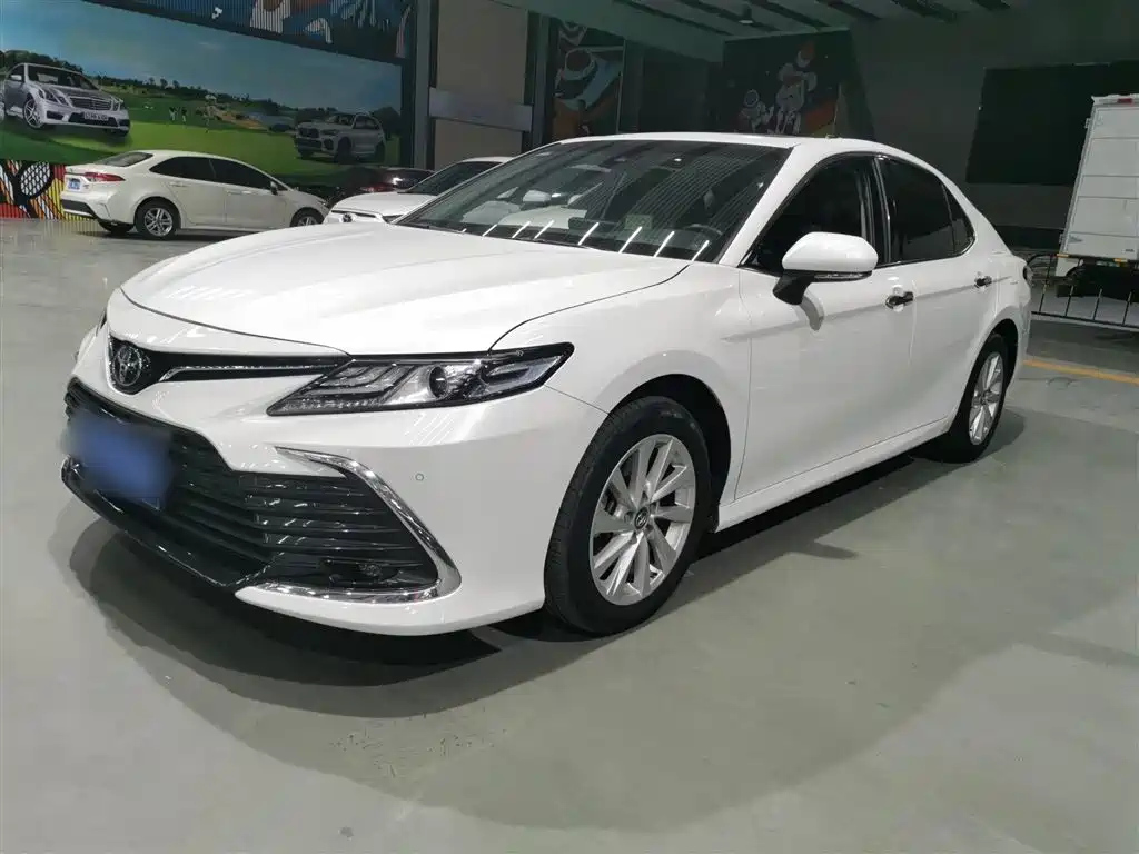 TOYOTA CAMRY 2021