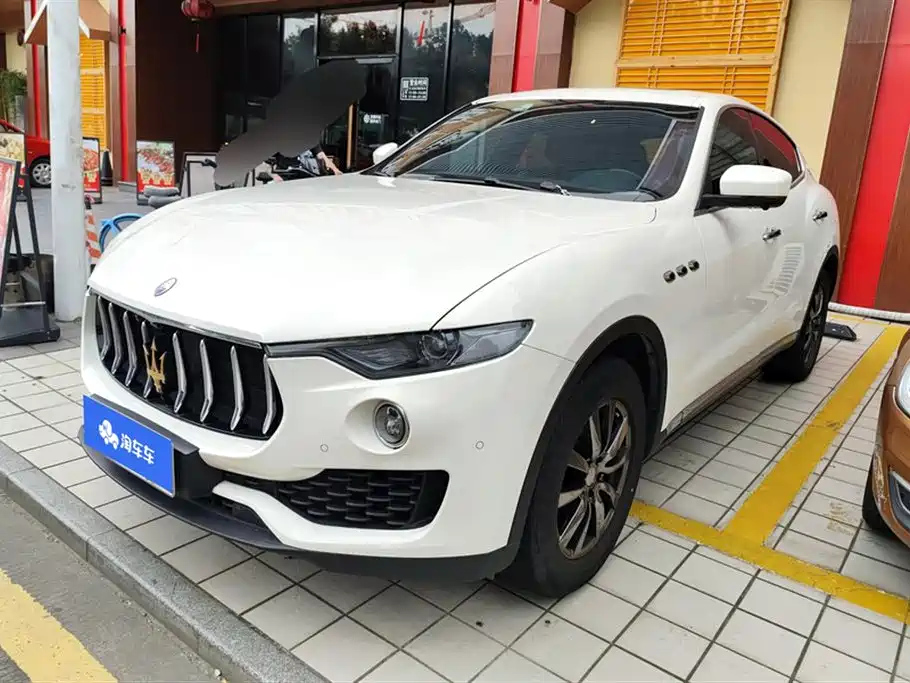 MASERATI LEVANTE 2018
