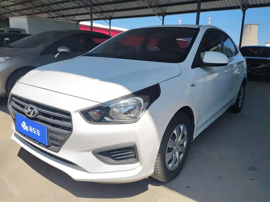 HYUNDAI RENA 2017