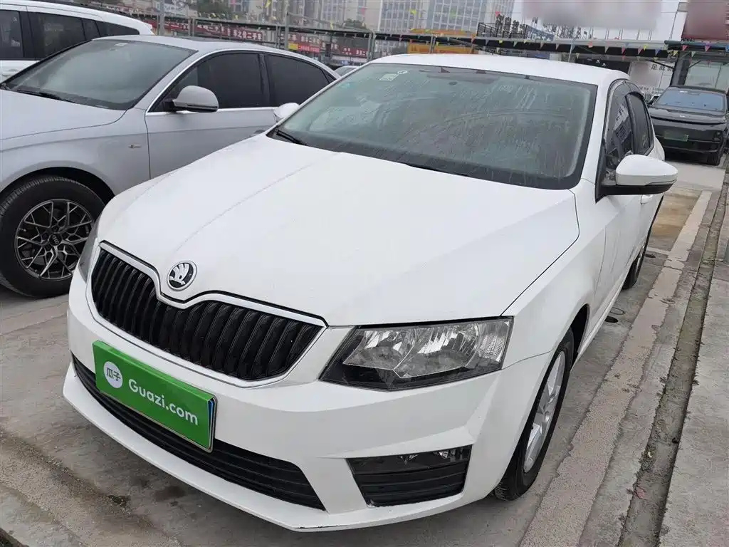 SKODA OCTAVIA 2017