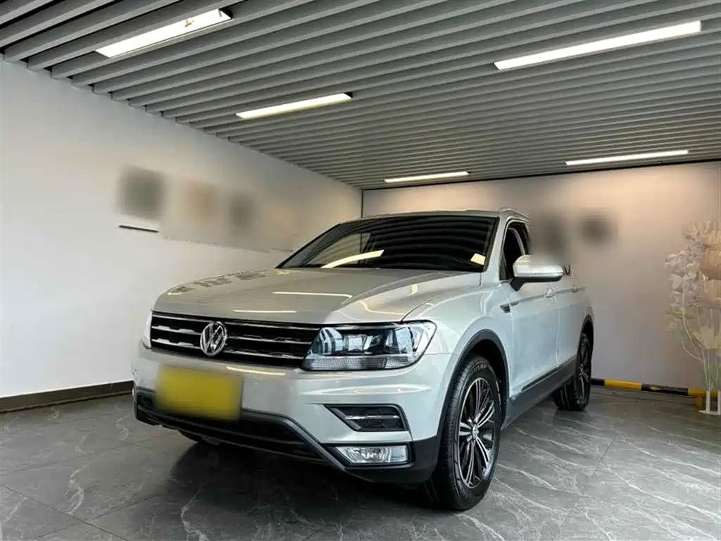VOLKSWAGEN TIGUAN L 2019