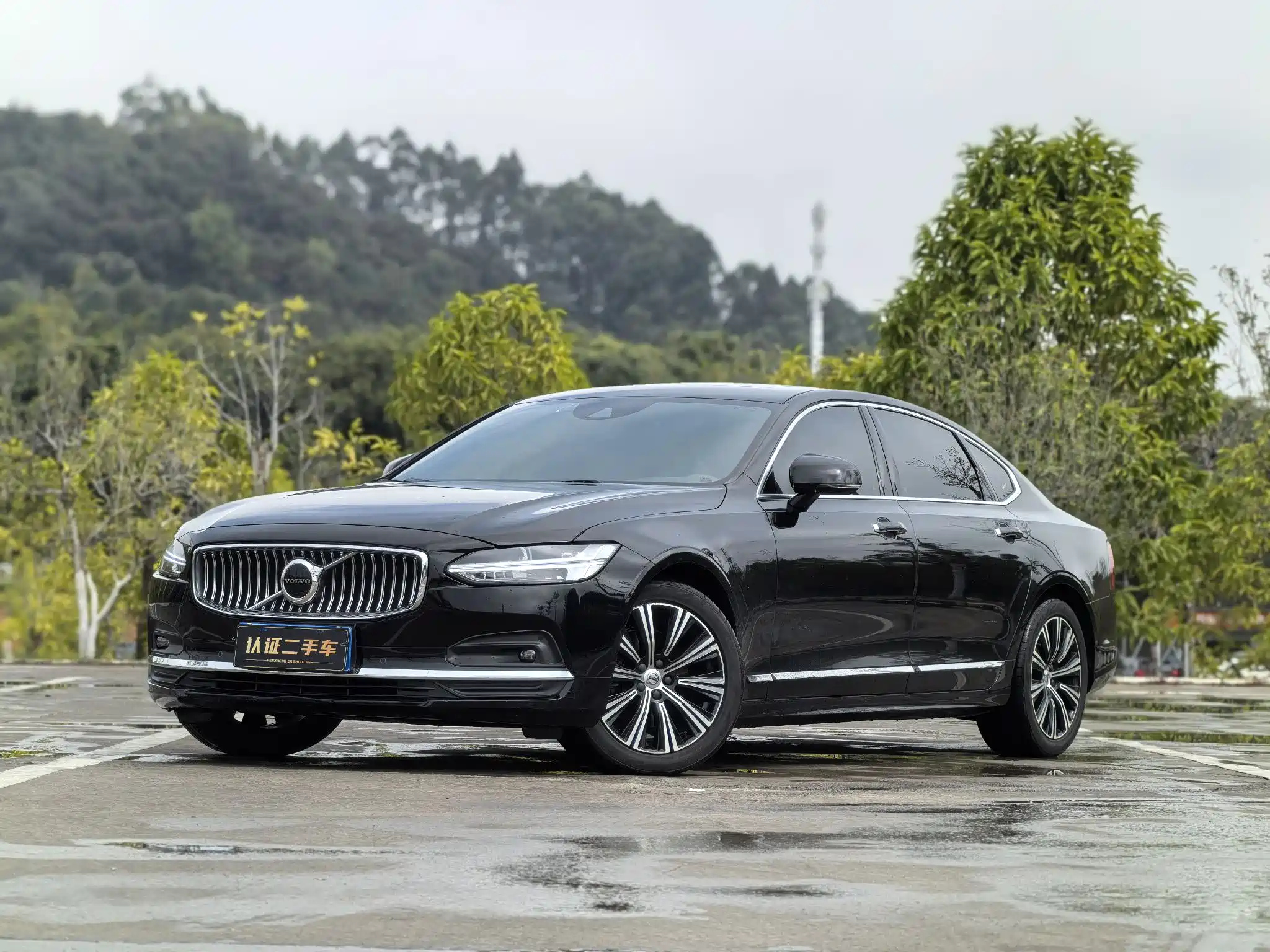 VOLVO S90 2021