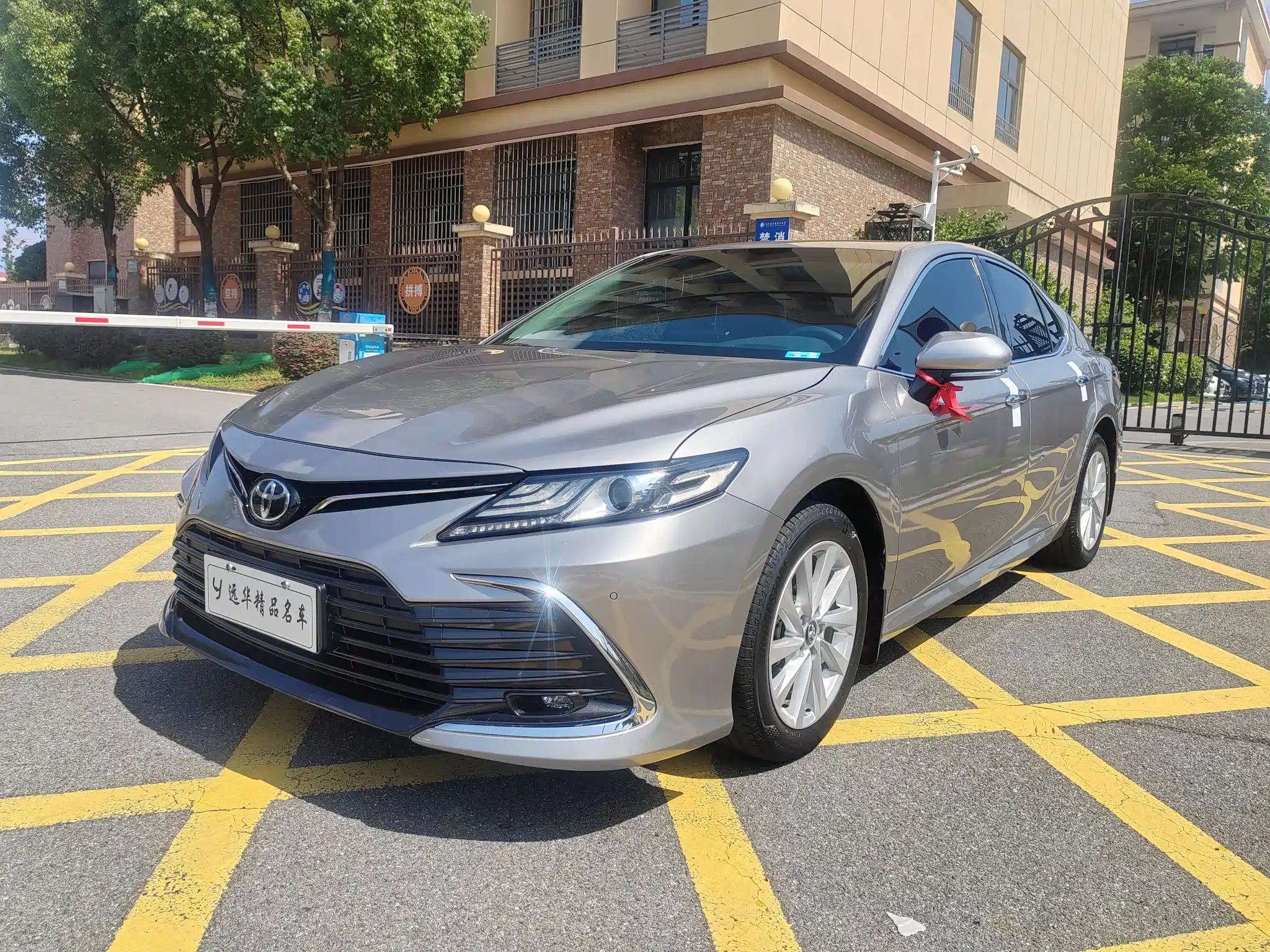 TOYOTA CAMRY 2023