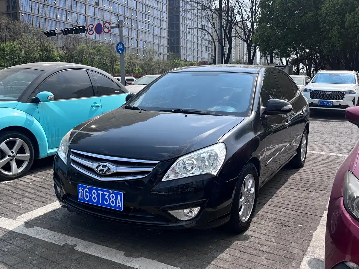 HYUNDAI CELESTA 2010