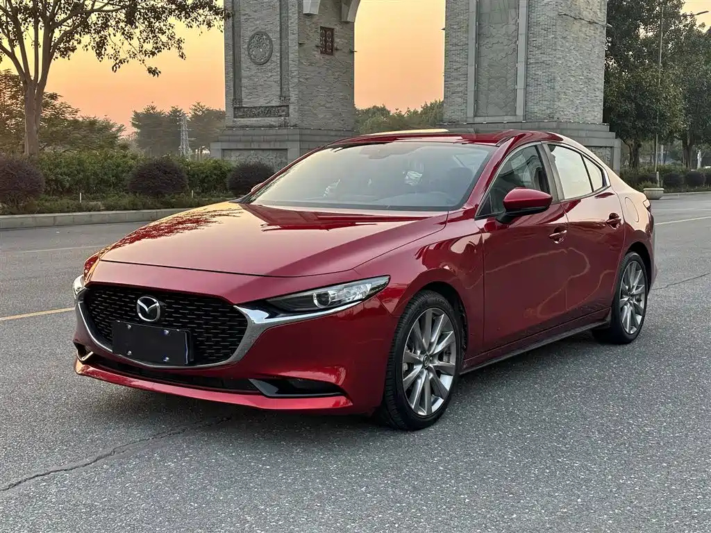 MAZDA 3 AXELA 2021