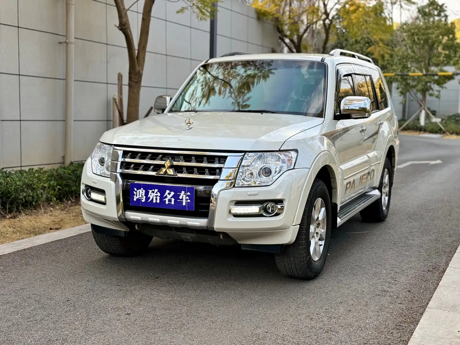MITSUBISHI PAJERO IMPORT 2020