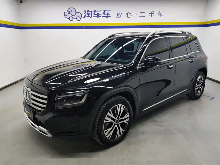 MERCEDES BENZ GLB 2024