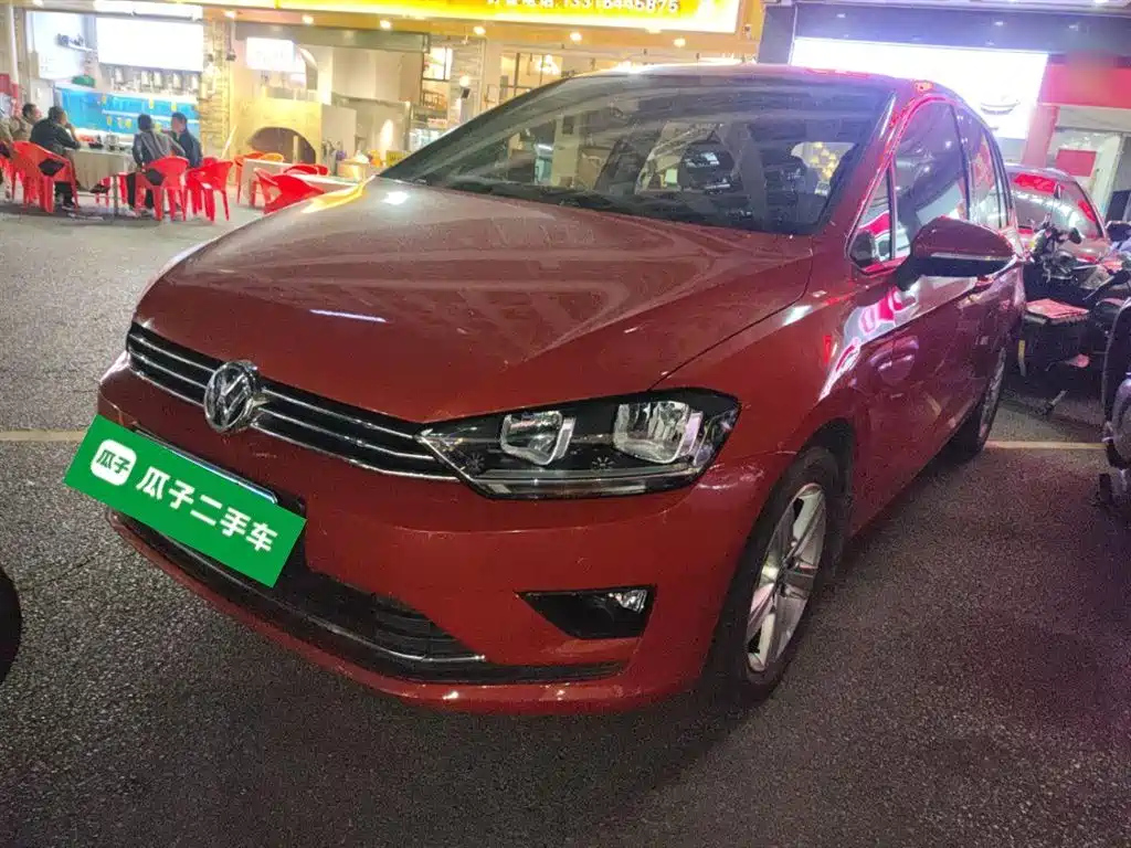VOLKSWAGEN GOLF . SPORTSVAN 2016