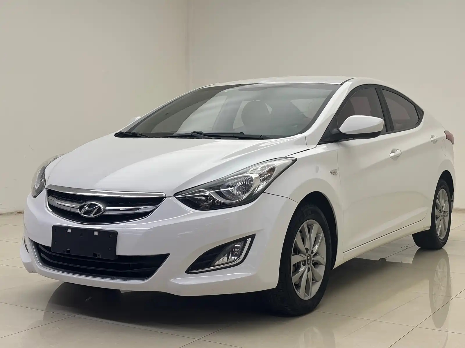 HYUNDAI ELANTRA 2015
