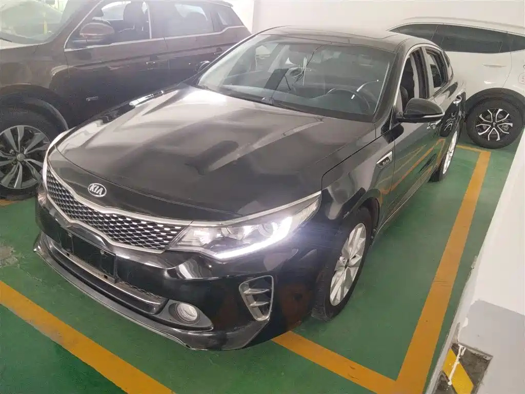 KIA K5 2016