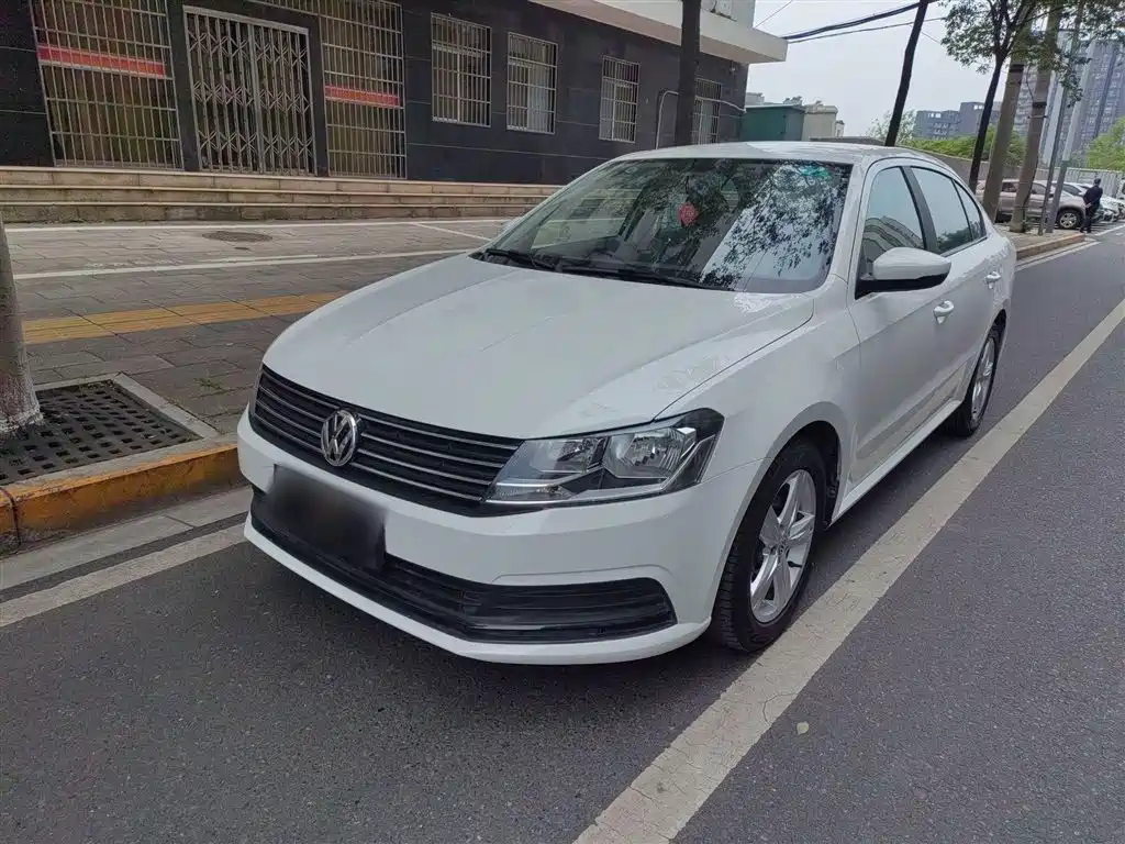 VOLKSWAGEN LAVIDA 2017