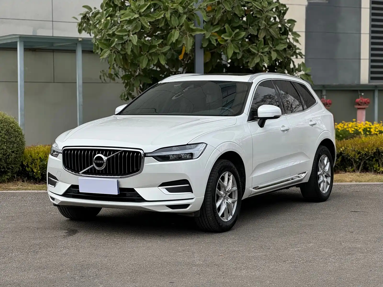VOLVO XC60 2021