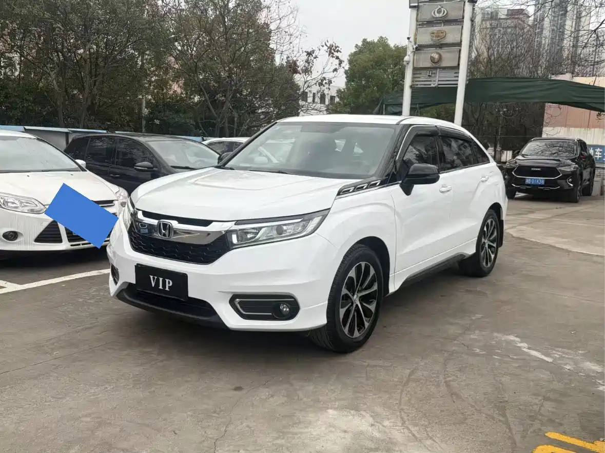 HONDA AVANCIER 2017