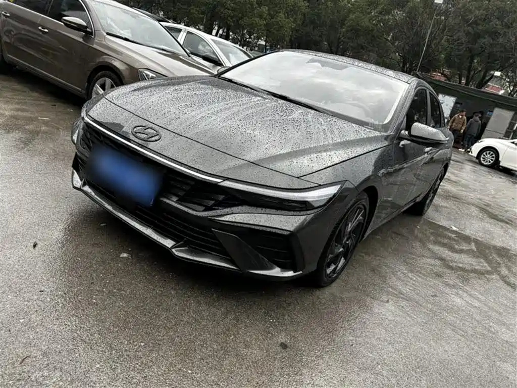 HYUNDAI ELANTRA 2023