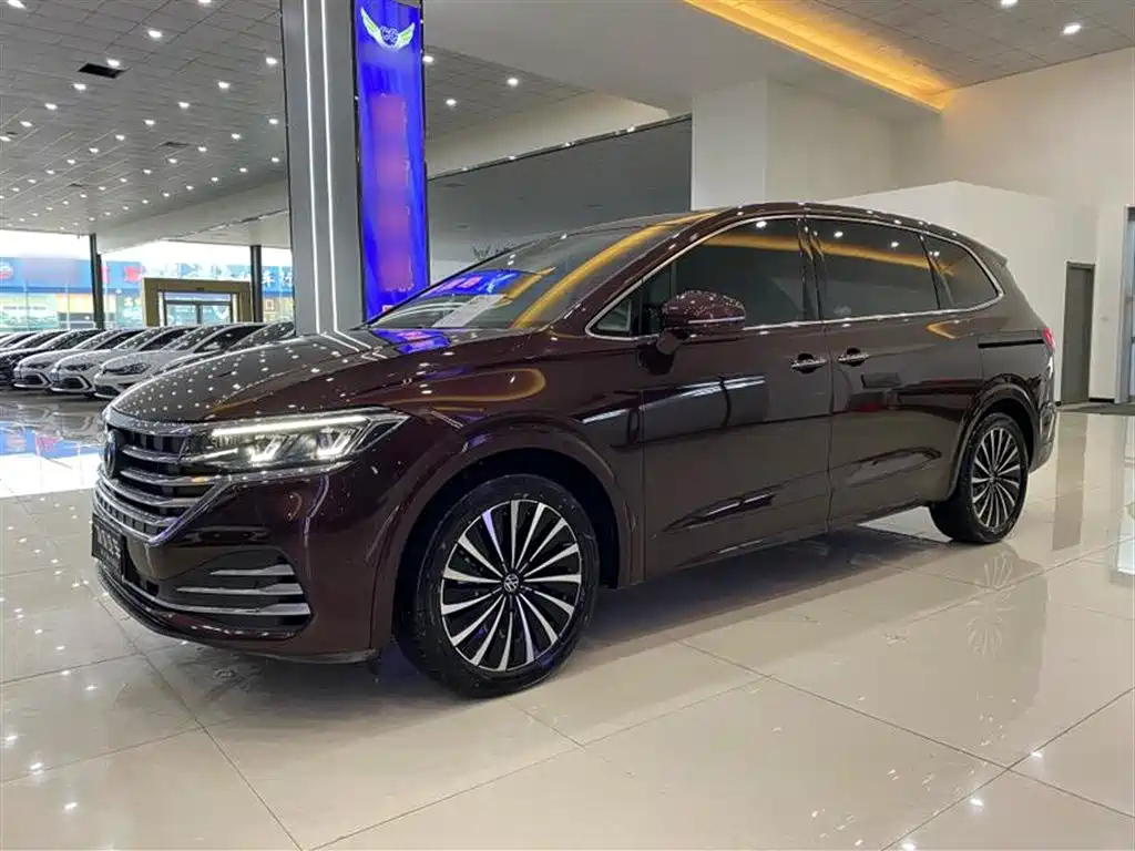 VOLKSWAGEN VILORAN 2022