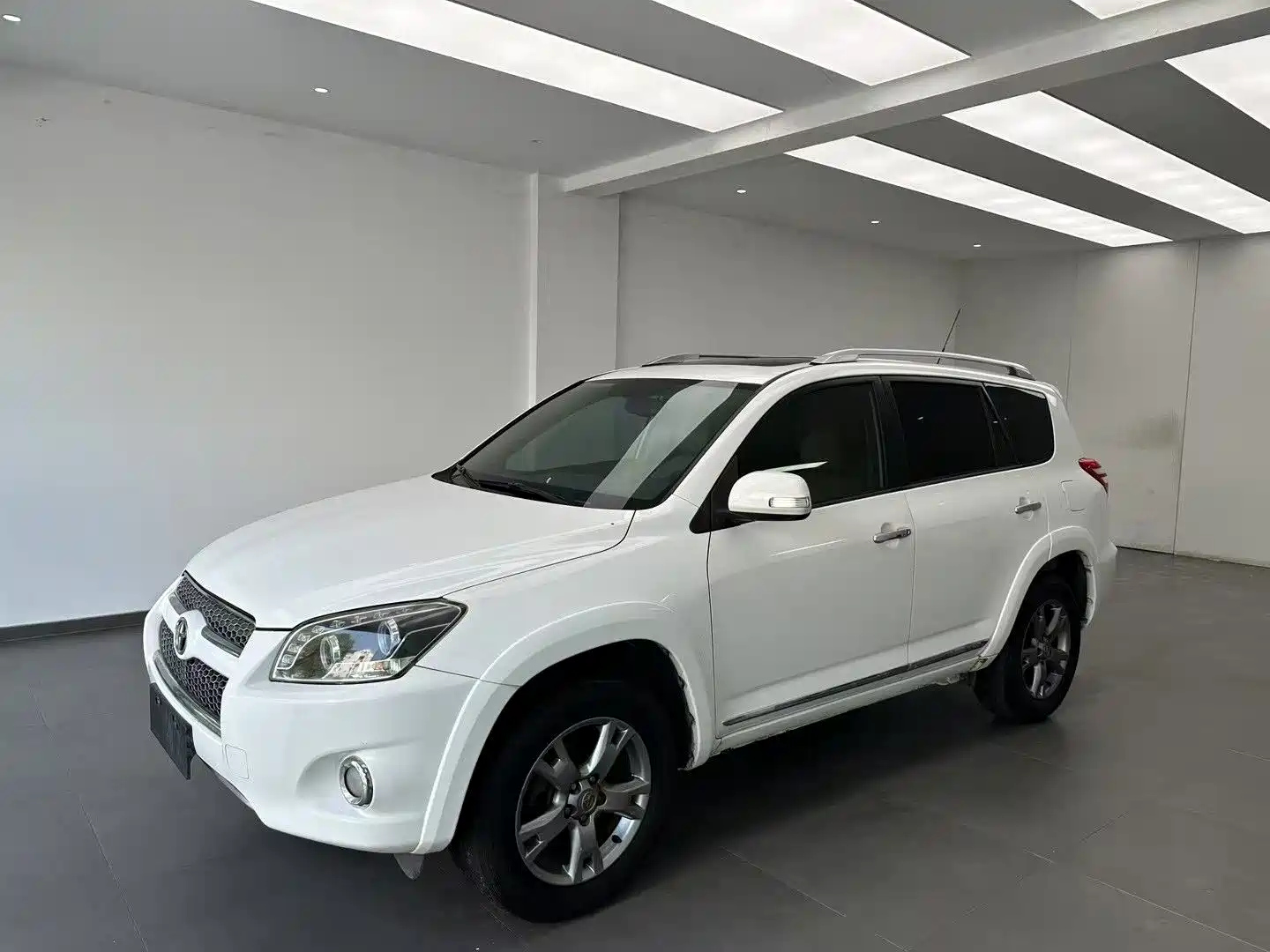TOYOTA RAV4 RONGFANG 2012