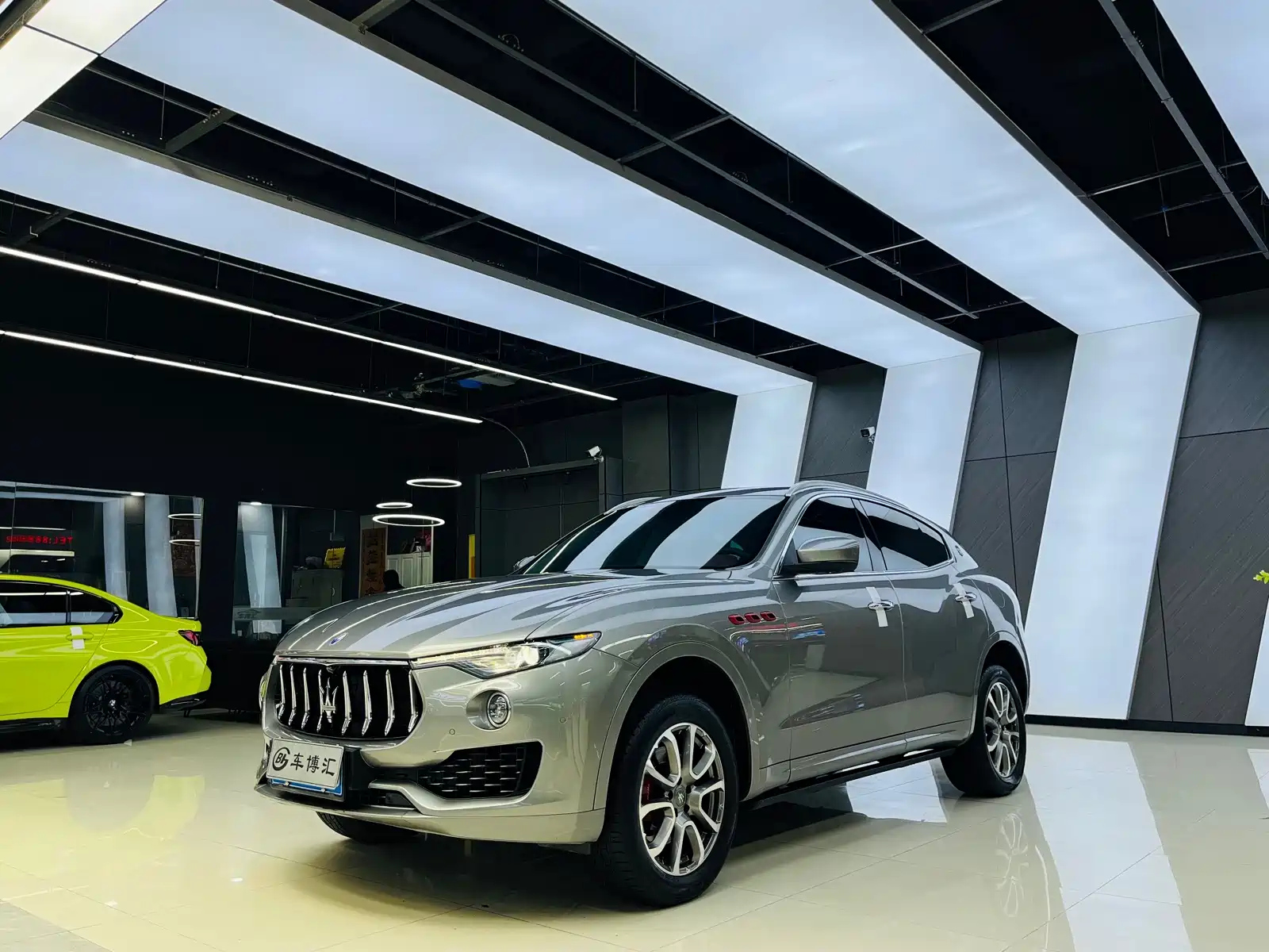 MASERATI LEVANTE 2016