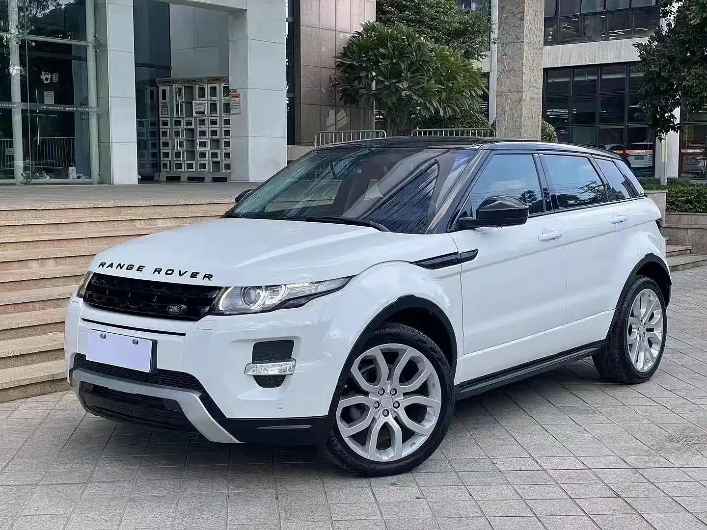 LAND ROVER RANGE ROVER AURORA IMPORT
